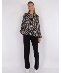 Cobie Cheer Vibe Blouse