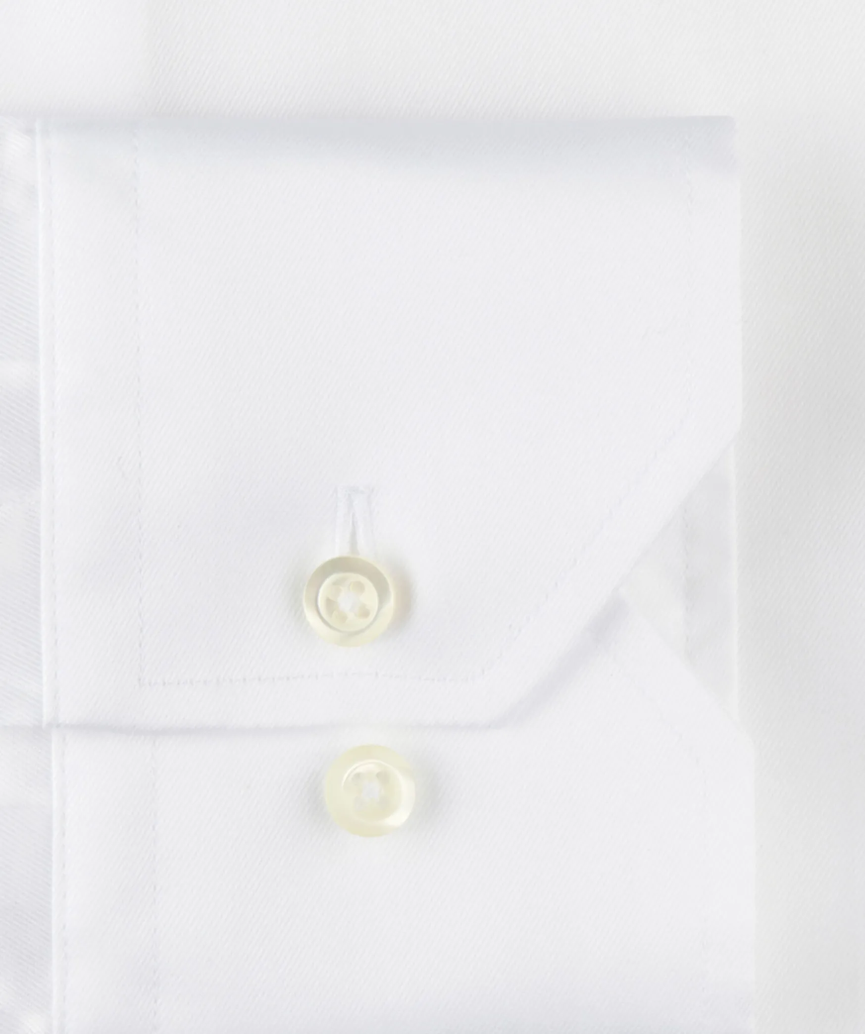 Fitted Body Stretch Shirt