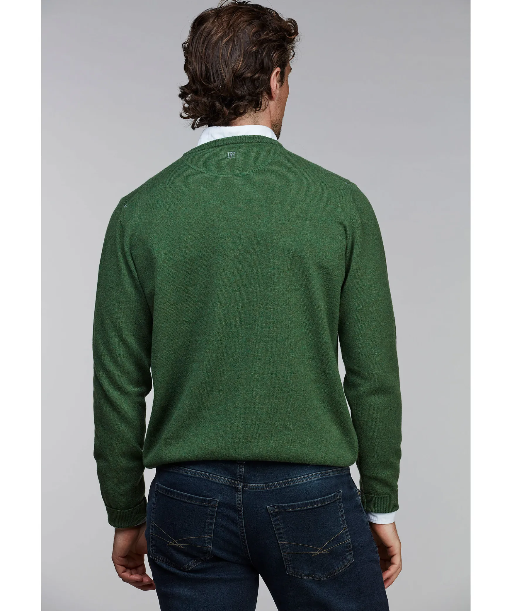 Geelong V-Neck Sweater