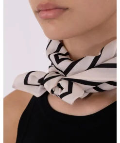 Jamma Line Big Scarf