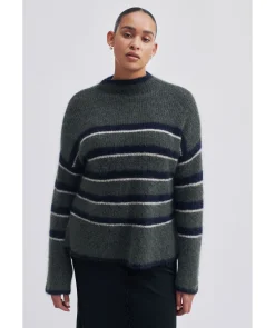 Ovala T-Neck Knit