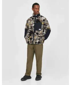 Oversized Jaquard Sherpa