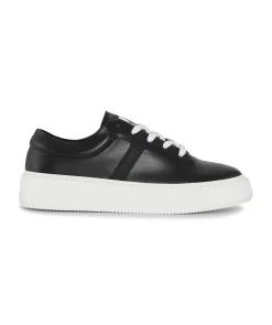 Sporty Mix Sneaker